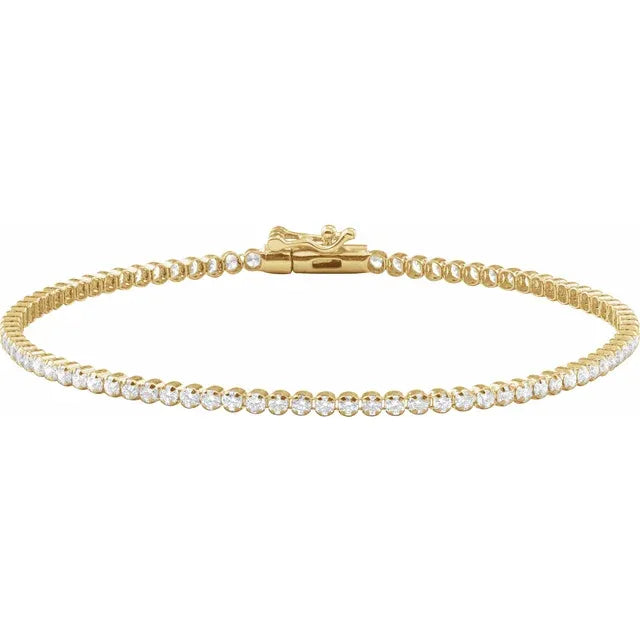 THE LAB-GROWN DIAMOND LIGHTWEIGHT LINE BRACELET