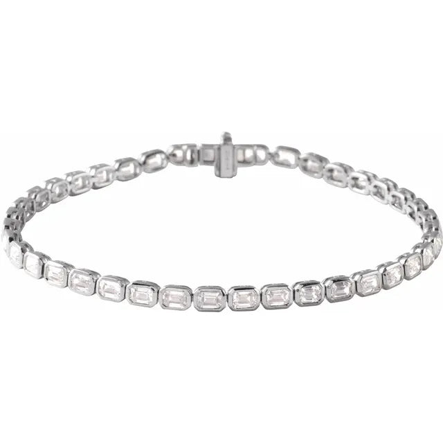 THE LAB-GROWN DIAMOND EMERALD LINE BRACELET