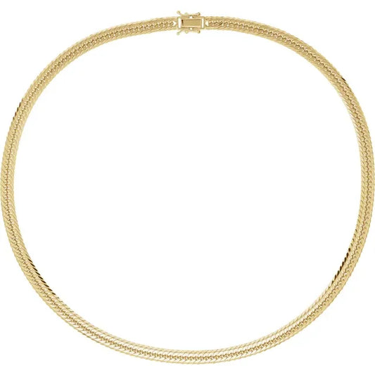 THE DIAMOND-CUT TRIPLE CURB CHAIN