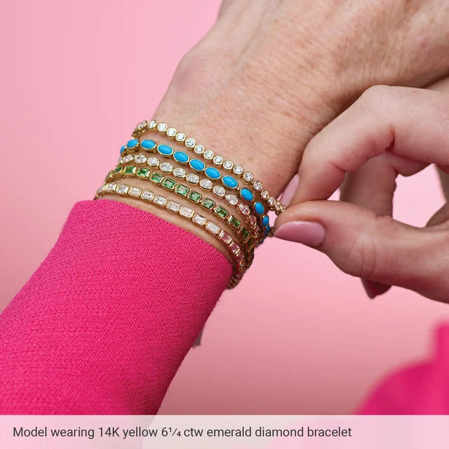 THE LAB-GROWN DIAMOND EMERALD LINE BRACELET