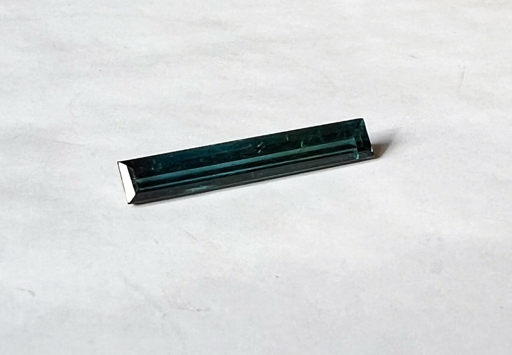 3.21ct Bicolor Teal-Blue VVS Afghan Tourmaline — Vertical Drop Pendant — Made to Order